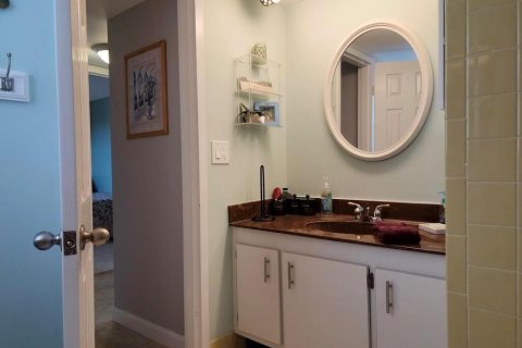 Condominio en venta en Lake Worth, Florida, 2 dormitorios, 101.26 m2 № 785873 - foto 1