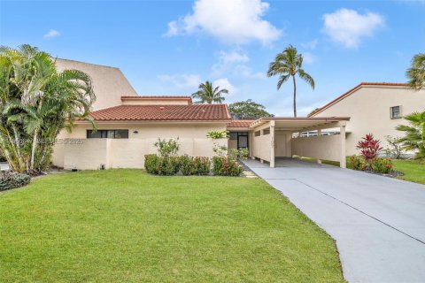Casa en Deerfield Beach, Florida 2 dormitorios, 113.9 m2 № 2006384