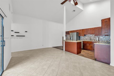 Купить виллу или дом в Дирфилд-Бич, Флорида 7 комнат, 113.9м2, № 2006384 - фото 9