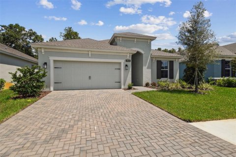 House in Brooksville, Florida 2 bedrooms, 157.75 sq.m. № 1720727 - photo 1