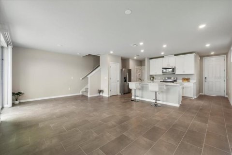 Adosado en alquiler en Davenport, Florida, 3 dormitorios, 150.69 m2 № 1914463 - foto 9