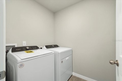 Adosado en alquiler en Davenport, Florida, 3 dormitorios, 150.69 m2 № 1914463 - foto 23