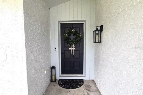 House in Pinellas Park, Florida 3 bedrooms, 127.18 sq.m. № 1871028 - photo 5