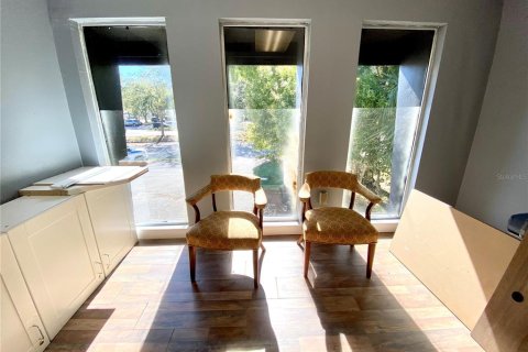 Immobilier commercial à louer à Kissimmee, Floride: 57.23 m2 № 2408290 - photo 4