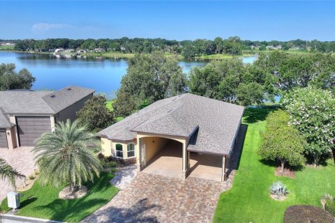 House in Polk City, Florida 2 bedrooms, 158.86 sq.m. № 2217259 - photo 7