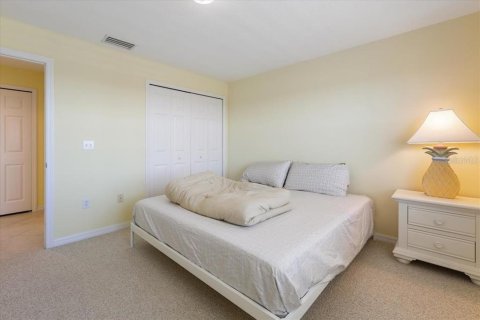Condo in Placida, Florida, 2 bedrooms  № 1723597 - photo 22