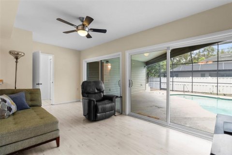 Casa en venta en Saint Petersburg, Florida, 3 dormitorios, 237.18 m2 № 1767214 - foto 14
