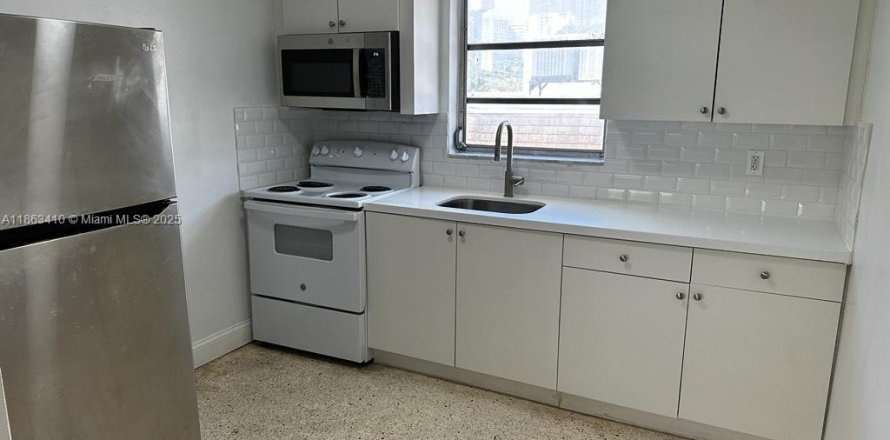 Appartement à Miami, Floride 1 chambre, 60.39 m2 № 1889843