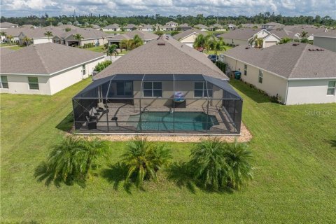 Casa en venta en Cape Coral, Florida, 4 dormitorios, 169.83 m2 № 2425216 - foto 7