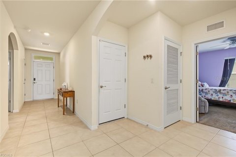 Casa en venta en Cape Coral, Florida, 4 dormitorios, 169.83 m2 № 2425216 - foto 22