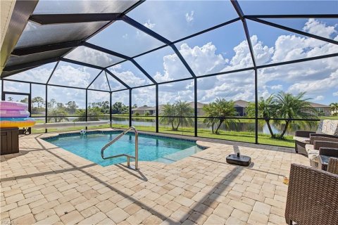 Casa en venta en Cape Coral, Florida, 4 dormitorios, 169.83 m2 № 2425216 - foto 15