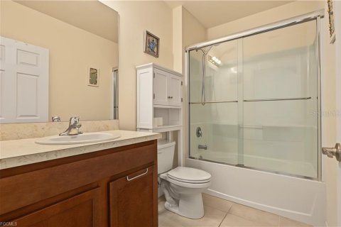 Casa en venta en Cape Coral, Florida, 4 dormitorios, 169.83 m2 № 2425216 - foto 14