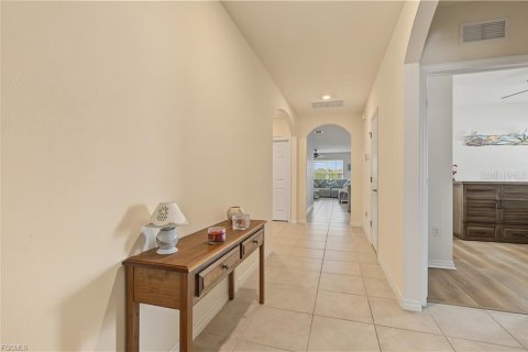 Casa en venta en Cape Coral, Florida, 4 dormitorios, 169.83 m2 № 2425216 - foto 21