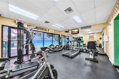 Condo in Aventura, Florida, 2 bedrooms  № 1820059 - photo 19