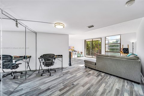 Condo in Aventura, Florida, 2 bedrooms  № 1820059 - photo 5