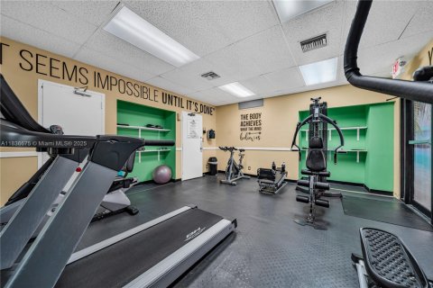 Купить кондоминиум в Авентура, Флорида 2 спальни, 100.43м2, № 1820059 - фото 30