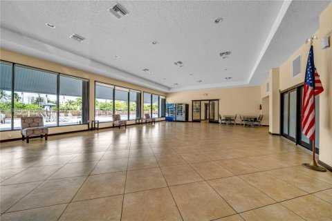 Condo in Aventura, Florida, 2 bedrooms  № 1820059 - photo 20