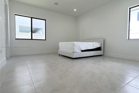 Villa ou maison à vendre à Doral, Floride: 3 chambres, 212.28 m2 № 2064861 - photo 10