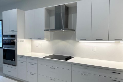 Villa ou maison à vendre à Doral, Floride: 3 chambres, 212.28 m2 № 2064861 - photo 5