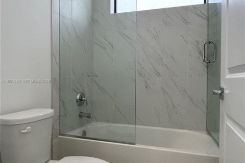 Villa ou maison à vendre à Doral, Floride: 3 chambres, 212.28 m2 № 2064861 - photo 20