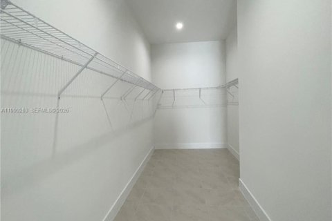 Villa ou maison à vendre à Doral, Floride: 3 chambres, 212.28 m2 № 2064861 - photo 11