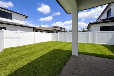 Villa ou maison à vendre à Doral, Floride: 3 chambres, 212.28 m2 № 2064861 - photo 27