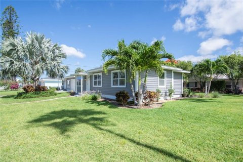 Villa ou maison à louer à Saint Pete Beach, Floride: 3 chambres, 96.34 m2 № 2117015 - photo 4