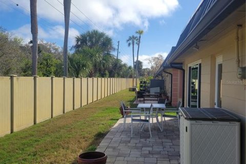 House in New Port Richey, Florida 2 bedrooms, 100.33 sq.m. № 2105377 - photo 12