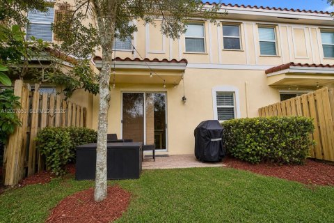 Adosado en alquiler en Plantation, Florida, 3 dormitorios, 161.84 m2 № 2087322 - foto 23