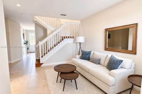 Adosado en alquiler en Plantation, Florida, 3 dormitorios, 161.84 m2 № 2087322 - foto 2