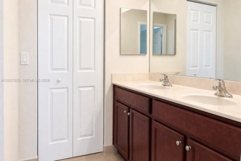 Adosado en alquiler en Plantation, Florida, 3 dormitorios, 161.84 m2 № 2087322 - foto 16