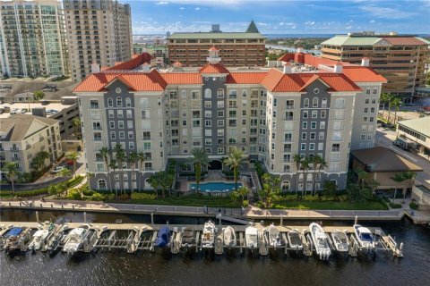 Condominio en venta en Tampa, Florida, 3 dormitorios, 141.12 m2 № 1910952 - foto 1