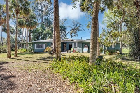 House in Edgewater, Florida 3 bedrooms, 170.01 sq.m. № 1733820 - photo 1