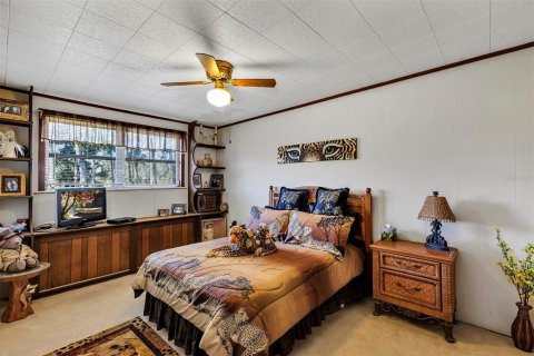 House in Edgewater, Florida 3 bedrooms, 170.01 sq.m. № 1733820 - photo 11