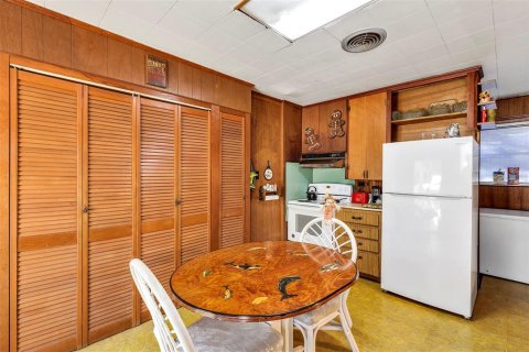 House in Edgewater, Florida 3 bedrooms, 170.01 sq.m. № 1733820 - photo 26