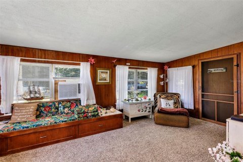 House in Edgewater, Florida 3 bedrooms, 170.01 sq.m. № 1733820 - photo 8