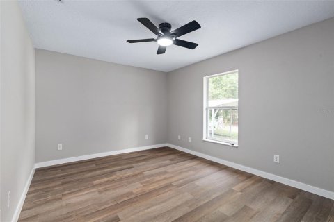 Casa en venta en Bunnell, Florida, 5 dormitorios, 317.26 m2 № 1829717 - foto 24