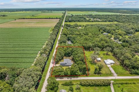 Casa en venta en Bunnell, Florida, 5 dormitorios, 317.26 m2 № 1829717 - foto 3