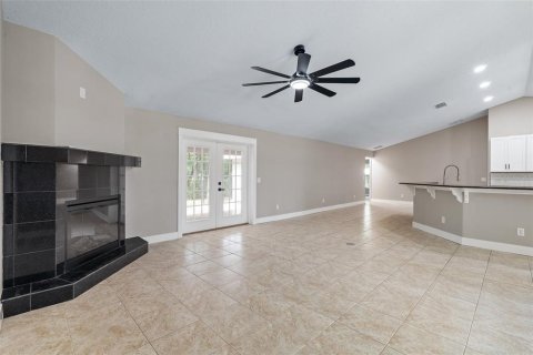 Casa en venta en Bunnell, Florida, 5 dormitorios, 317.26 m2 № 1829717 - foto 15