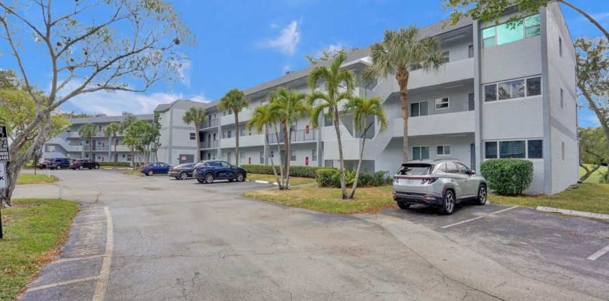 Condo in Fort Lauderdale, Florida, 2 bedrooms  № 1178288