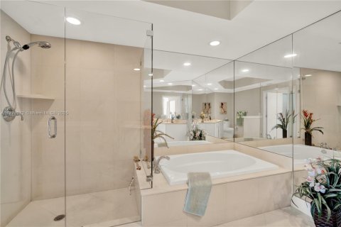 Copropriété à vendre à Fort Lauderdale, Floride: 2 chambres, 139.35 m2 № 1692965 - photo 23