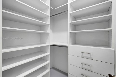 Villa ou maison à vendre à Naples, Floride: 4 chambres, 164.81 m2 № 1992961 - photo 15