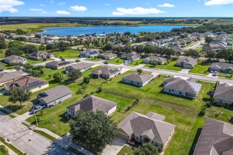 House in Lake Wales, Florida 3 bedrooms, 166.48 sq.m. № 1914089 - photo 4