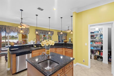Casa en venta en Port St. Lucie, Florida, 5 dormitorios, 364.73 m2 № 2078155 - foto 13