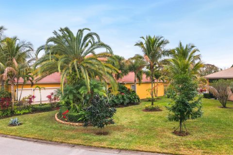 Casa en venta en Port St. Lucie, Florida, 5 dormitorios, 364.73 m2 № 2078155 - foto 2
