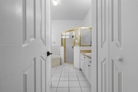 House in Homestead, Florida 4 bedrooms, 196.77 sq.m. № 1881538 - photo 26