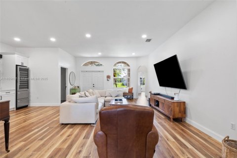 House in Homestead, Florida 4 bedrooms, 196.77 sq.m. № 1881538 - photo 13
