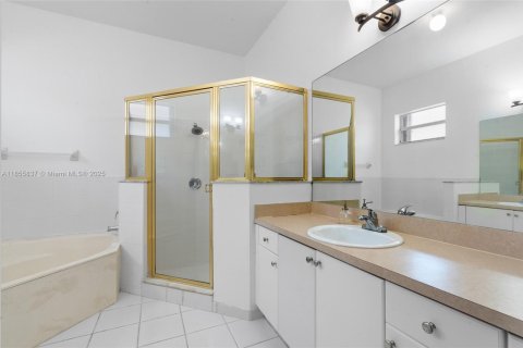 House in Homestead, Florida 4 bedrooms, 196.77 sq.m. № 1881538 - photo 27