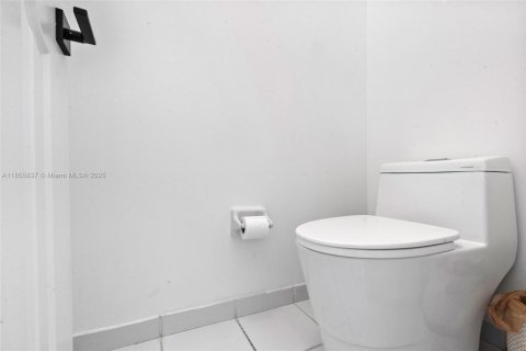 House in Homestead, Florida 4 bedrooms, 196.77 sq.m. № 1881538 - photo 29