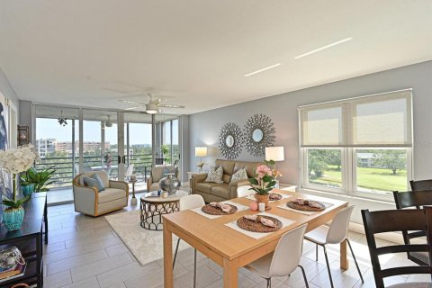 Condo in Bradenton, Florida, 3 bedrooms  № 1734297 - photo 8
